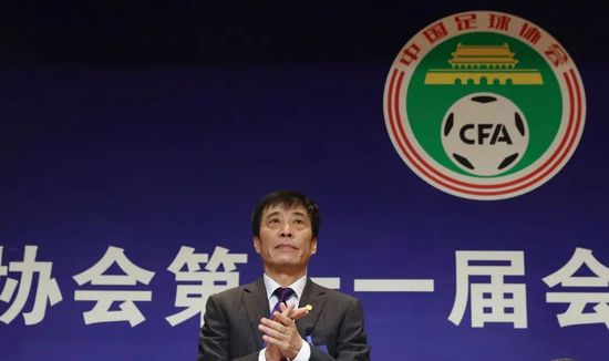 美丽的图书馆馆长