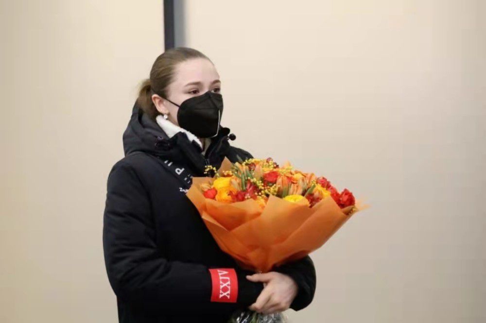 年轻女教师电影
