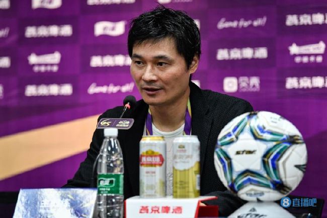 被戴sm刑具尽调教室虐男视频