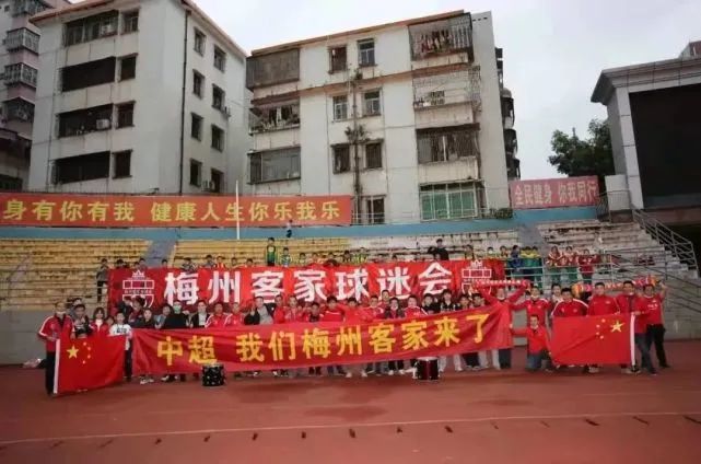 成人午夜一区二区三区视频